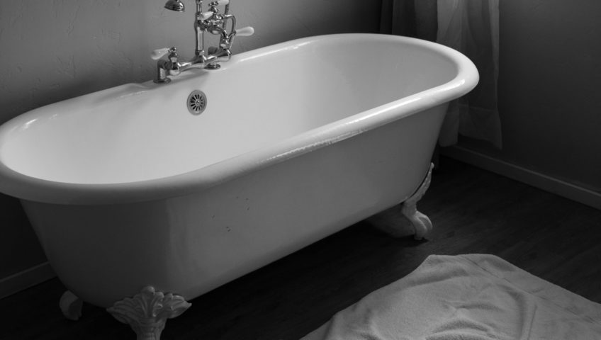 Refinishing A Cast Iron Tub Is It, Can You Refinish Your Own Bathtub