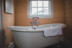 Bathtub Reglazing